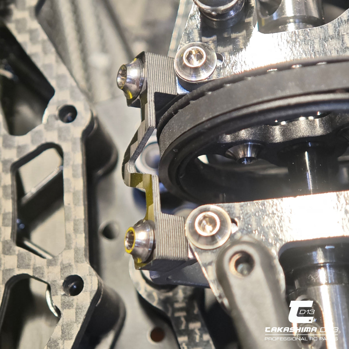Takashima D-13 Schumacher Mi10 Carbon Bulkhead Stiffener Set