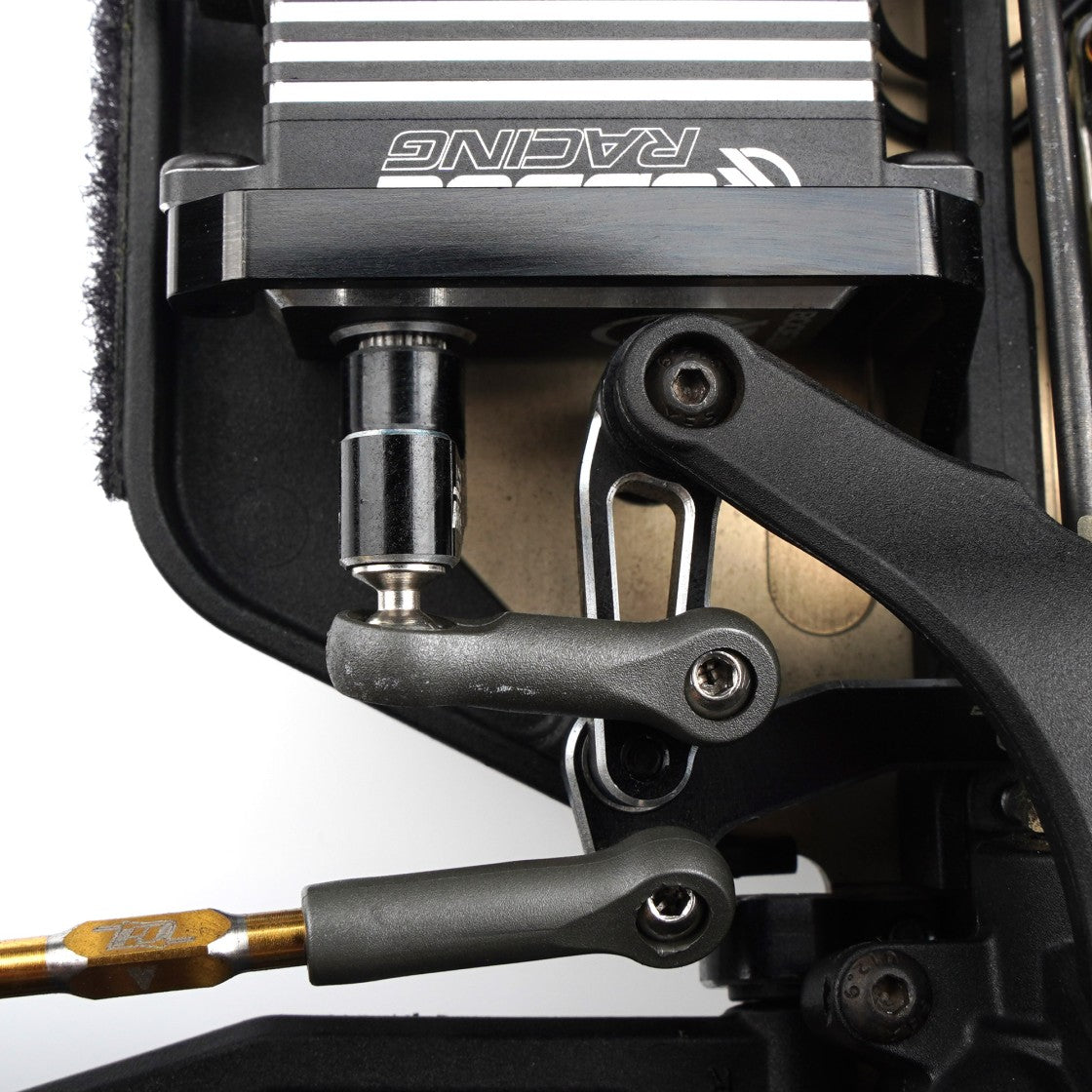 Revolution Design B84 +4mm Clamping Servo Horn 25T | 15.5mm